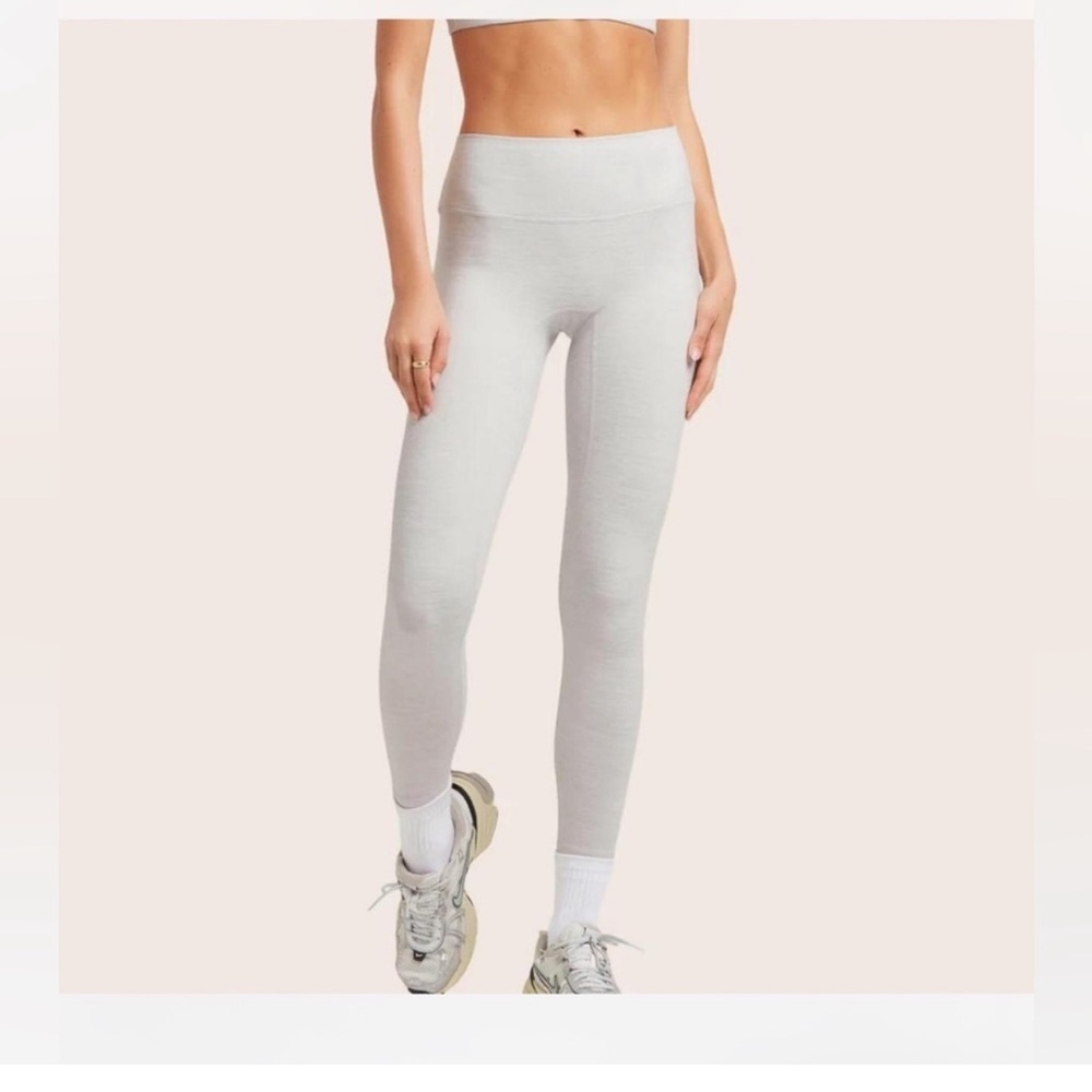 SET Active | FormCloud Light Gray High-Waisted Leggings, Size Small - Picture 10 of 10